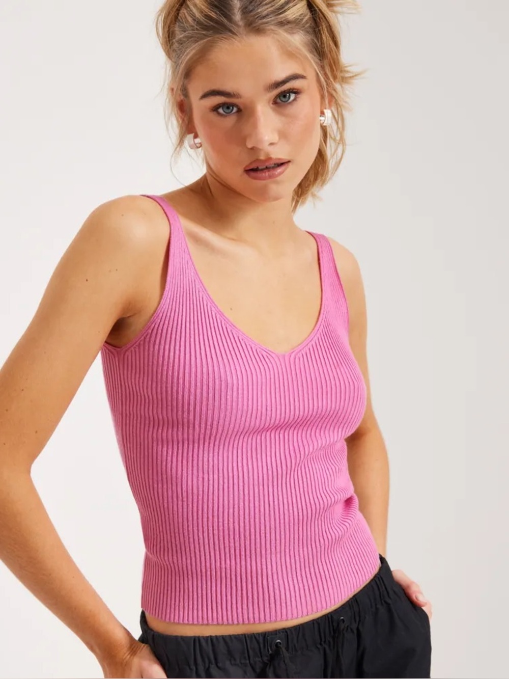 Ribbed V-Neck Knit Tank Top - Pink
